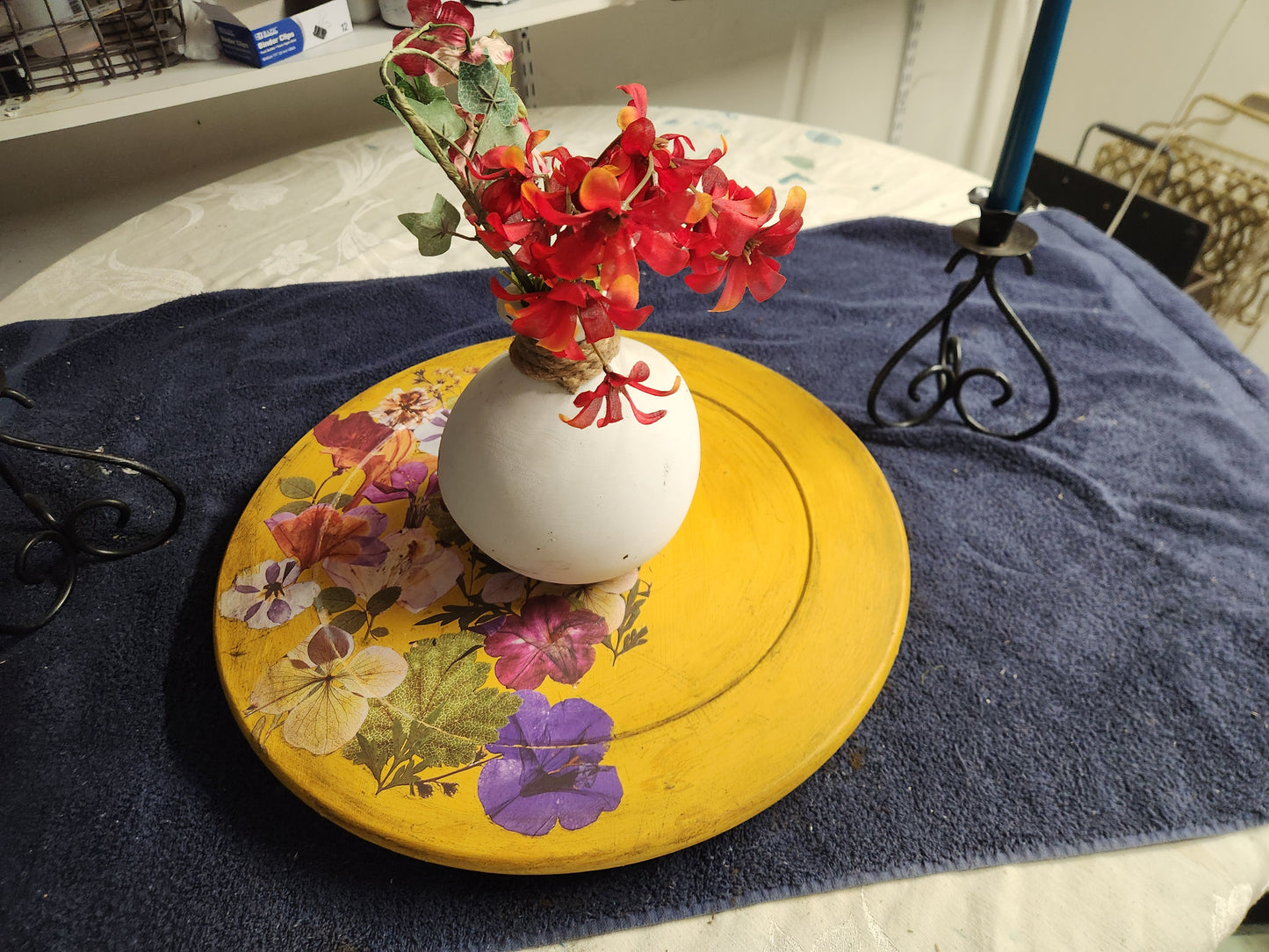 Lazy Susan with Flowers
