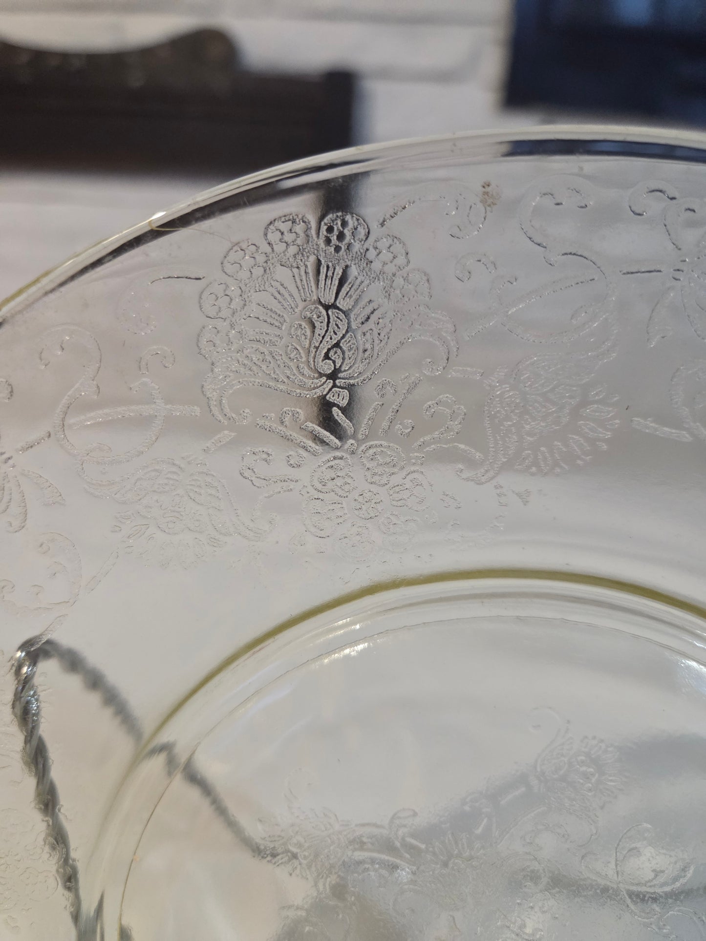 1930s Hazel Atlas Yellow FLORENTINE No 2 Poppy Depression Glass 10 inch dinner plate