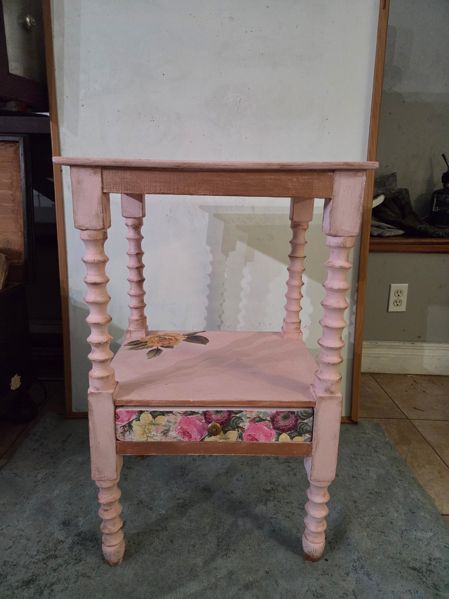 Sweet Cottage Style Vintage Side Table